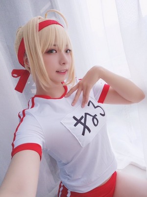画像：最近まとめブログで話題になった美少女のFGO、アズレン、コスプレ画像！ 21枚