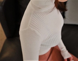 モミモミしまくりたい！やわらかニットのオッパイエロス画像！ 2