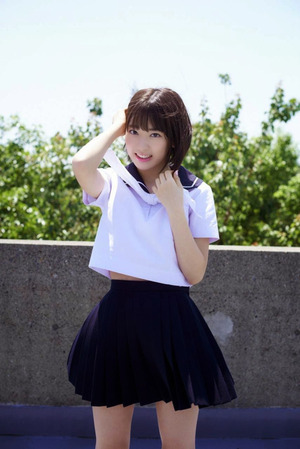 【清楚系JK】清潔感とか透明感が最高な美少女エログラビア画像！ 24