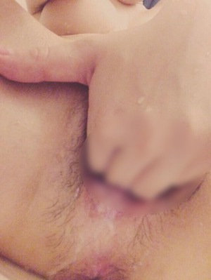 【清楚系ビッチ】自分でUPするだけあって綺麗な体してるわwww素人娘のエロ自撮り画像！ 13