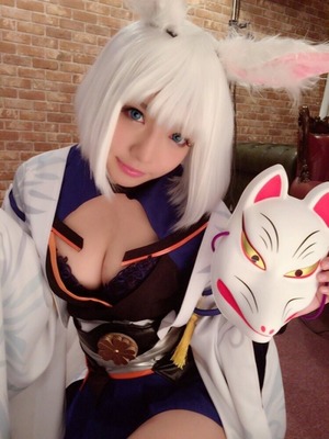 小悪魔ビッチ女優・麻里梨夏ちゃんのアズレン＆FGOコスプレ画像！