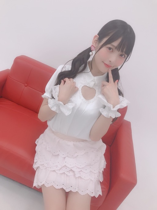 sumire_uesaka-190406_a01