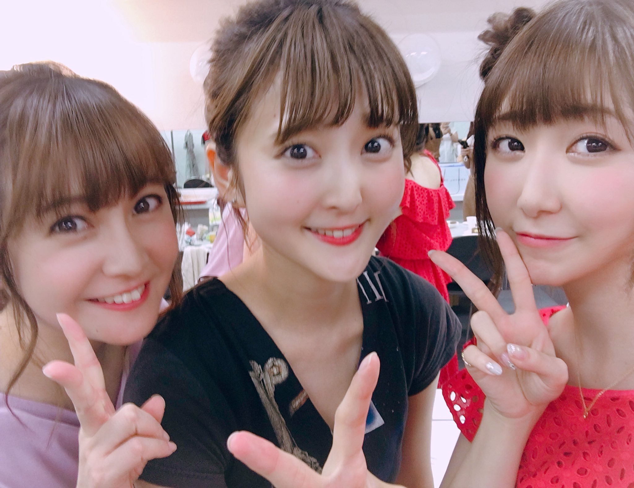佐倉綾音 日高里菜 小倉唯 茅野愛衣 みんなで ちゃんりなポーズ 声優メモ帳 佐倉綾音 日高里菜 小倉唯 茅野愛衣 みんなで ちゃんりなポーズ 声優メモ帳