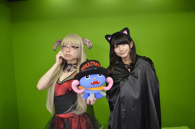 CR5EYMLUsAACc8T