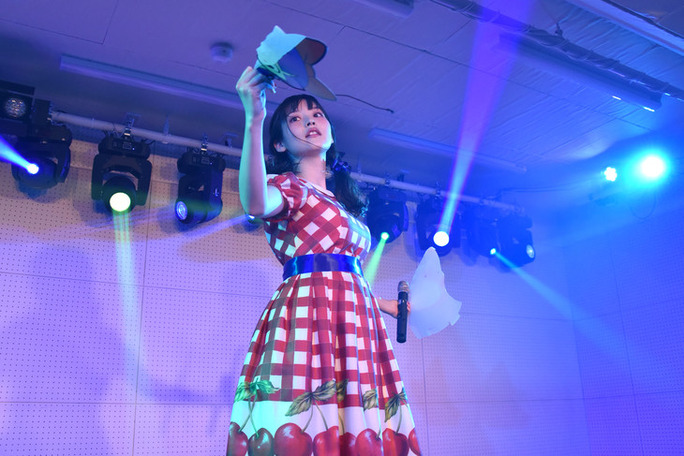 USQ_3809_fixw_730_hq