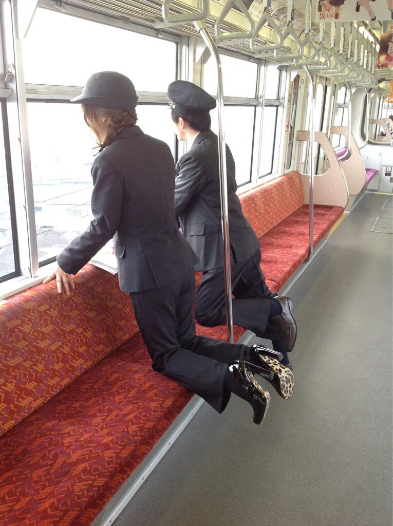 【阿部敦、佐藤利奈】「とある魔術の禁書目録」コラボモノレールのセレモニーに車掌姿で登場 | 声優メモ帳