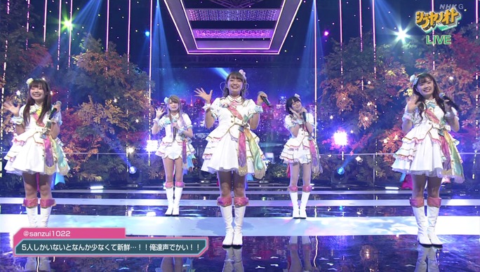 大橋彩香_中島由貴_高田憂希_青木志貴_長江里加_201012_63