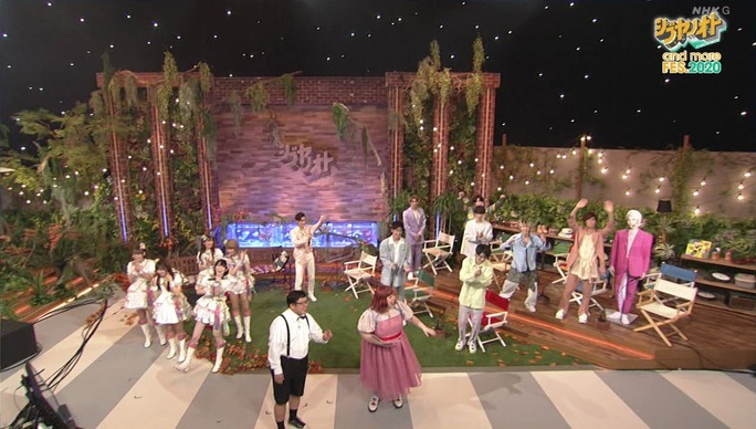 大橋彩香_中島由貴_高田憂希_青木志貴_長江里加_201012_01