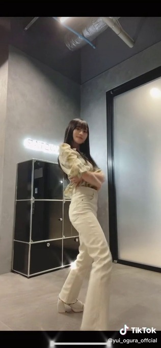 小倉唯_220722_10
