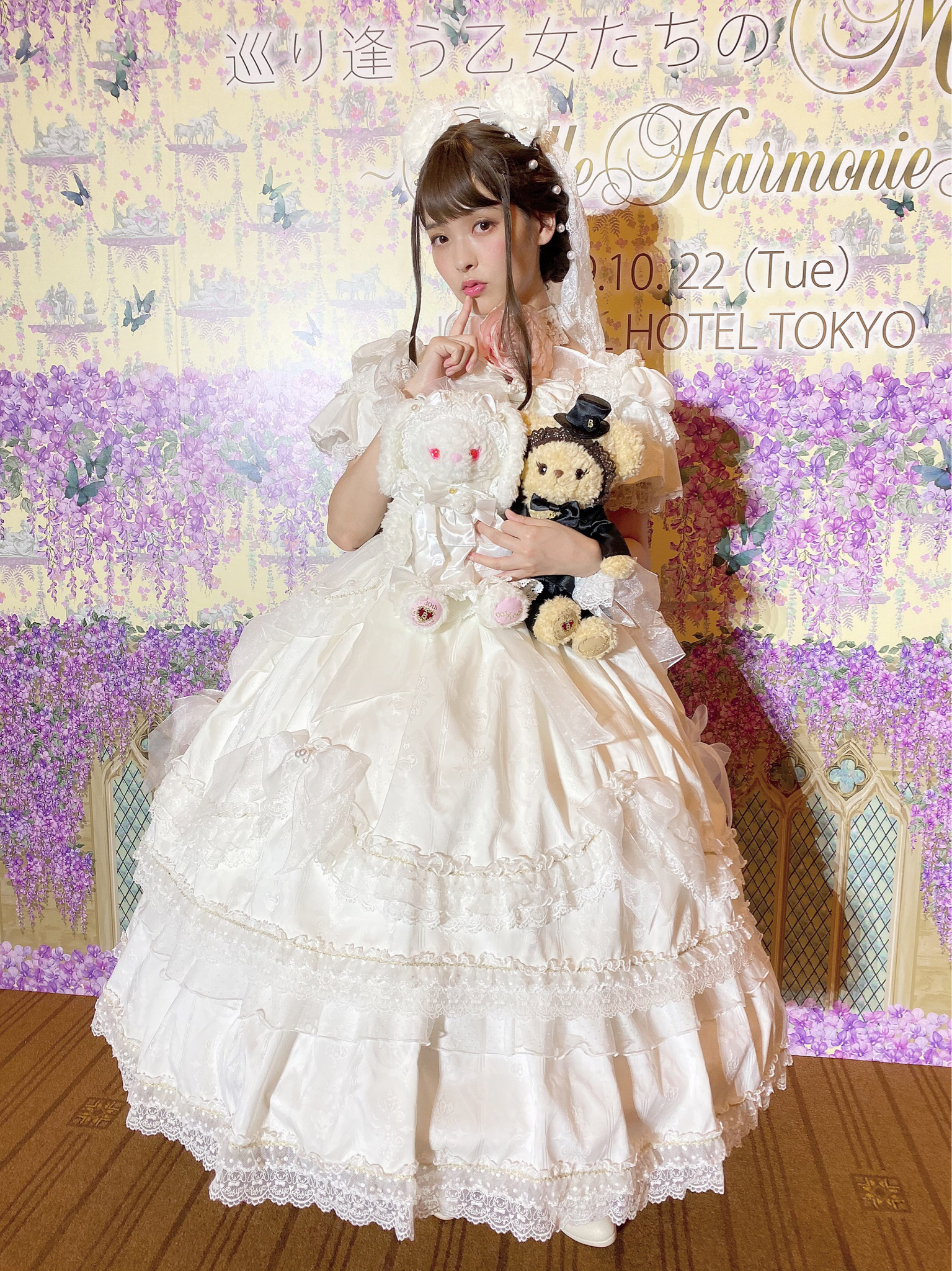 上坂すみれ 純白ロリータドレスを着たすみぺ 声優メモ帳 上坂すみれ 純白ロリータドレスを着たすみぺ 声優メモ帳