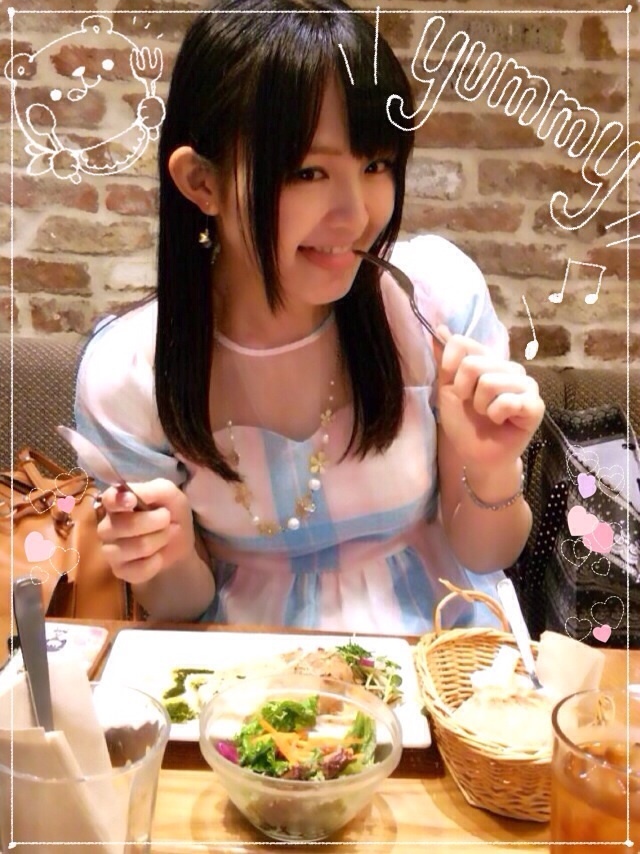 西明日香 あっちゃん史上最高の1枚ってどんな写真 声優メモ帳 西明日香 あっちゃん史上最高の1枚ってどんな写真 声優メモ帳