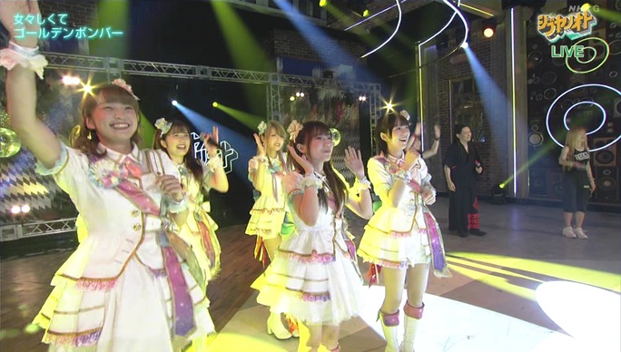 大橋彩香_中島由貴_高田憂希_青木志貴_長江里加_201012_74