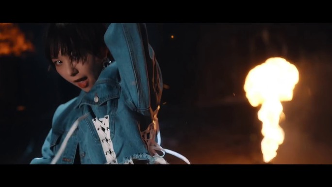 富田美憂_220409_07