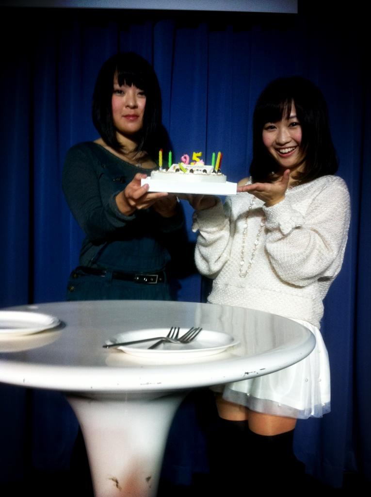 大亀あすか バースデーイベントで自ら髪を切る 新生亀ちゃん誕生 声優メモ帳