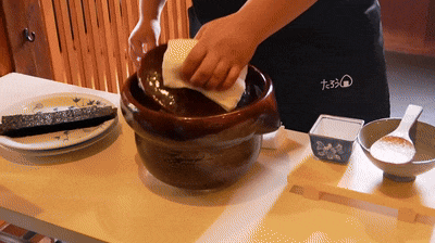 7pp-ezgif.com-optimize (1)