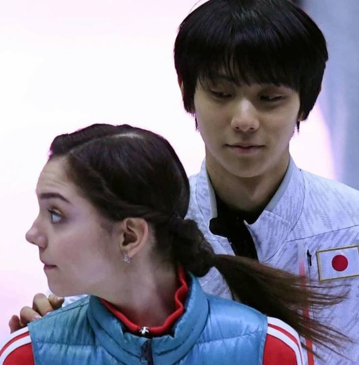 海外 羽生結弦選手がメドベージェワ選手を見つめる目が 羽生選手がメドベージェワ選手とエキシビションを仲良く練習 海外の反応 世界の憂鬱 海外 韓国の反応 海外 羽生結弦選手がメドベージェワ選手を見つめる目が 羽生選手がメドベージェワ選手とエキシビションを仲良く練習 海外の反応 世界の憂鬱 海外 韓国の反応