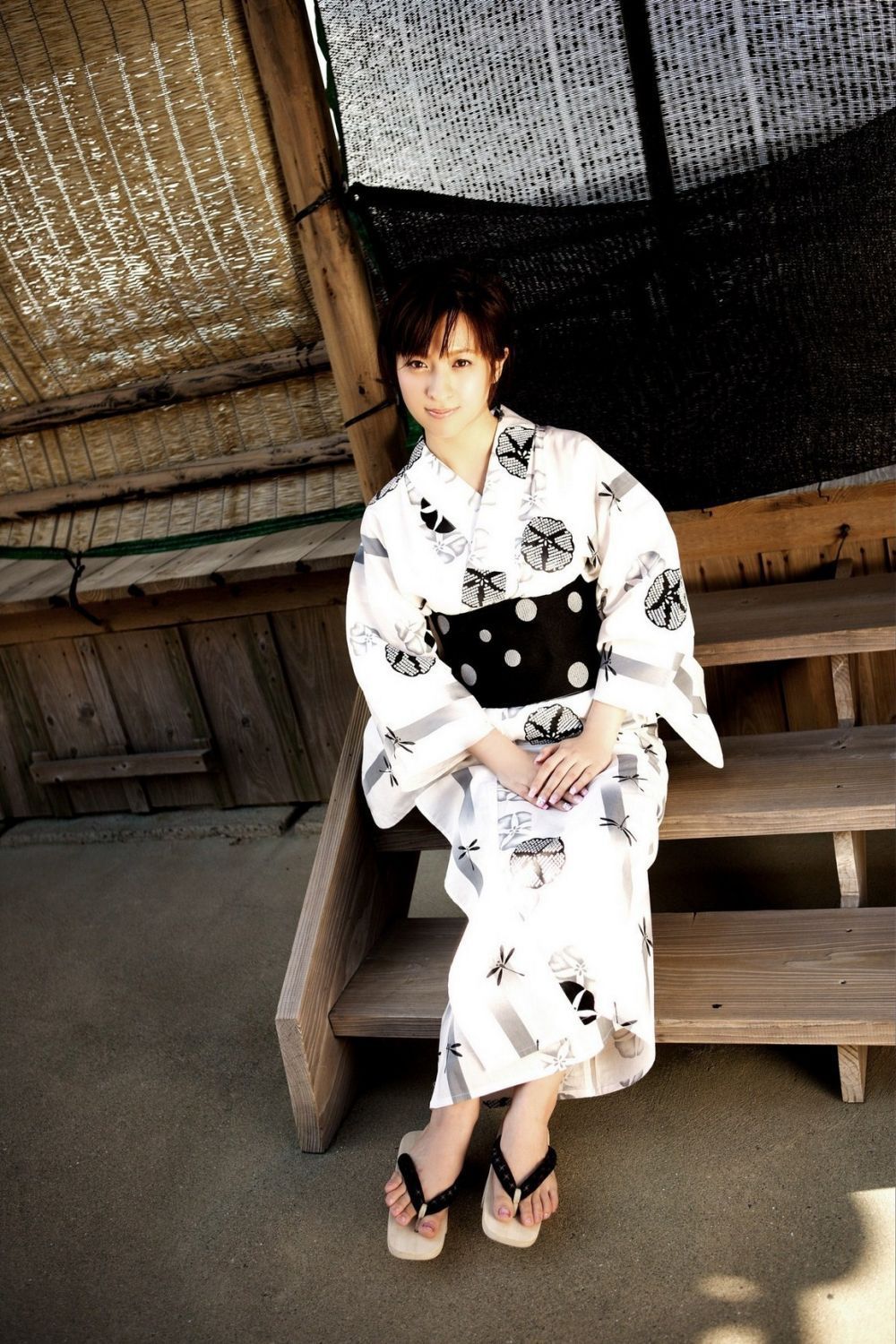 【日本人女性最高！】 韓国人「美しい日本人女性の着物姿をご覧下さい」 世界の憂鬱 海外・韓国の反応