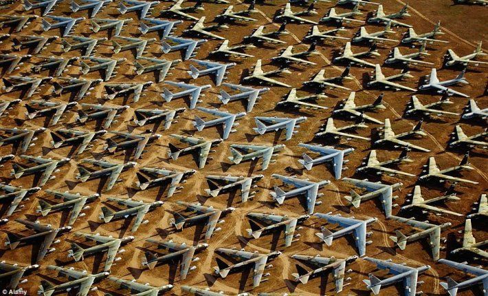 世界最大の航空機の墓場デビスモンサン空軍基地 アメリカ ロシア人の反応 世界の憂鬱 海外 韓国の反応