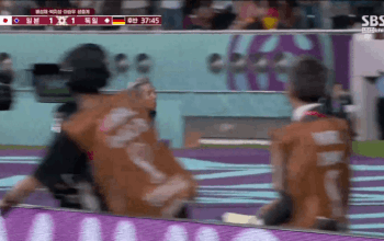 ezgif.com-gif-maker (10)