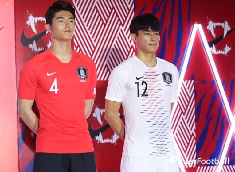 サッカー ユニフォーム チームオーダー 安い  2024