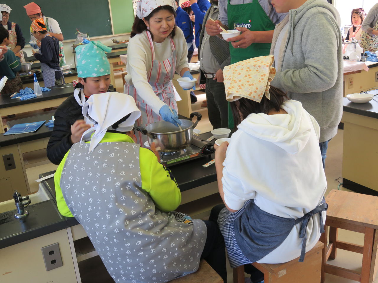 国数英社理 ブリ 新しい教育は ぶりさばき 井上貴至の 地域づくりは楽しい 国数英社理 ブリ 新しい教育は ぶりさばき 井上貴至の 地域づくりは楽しい