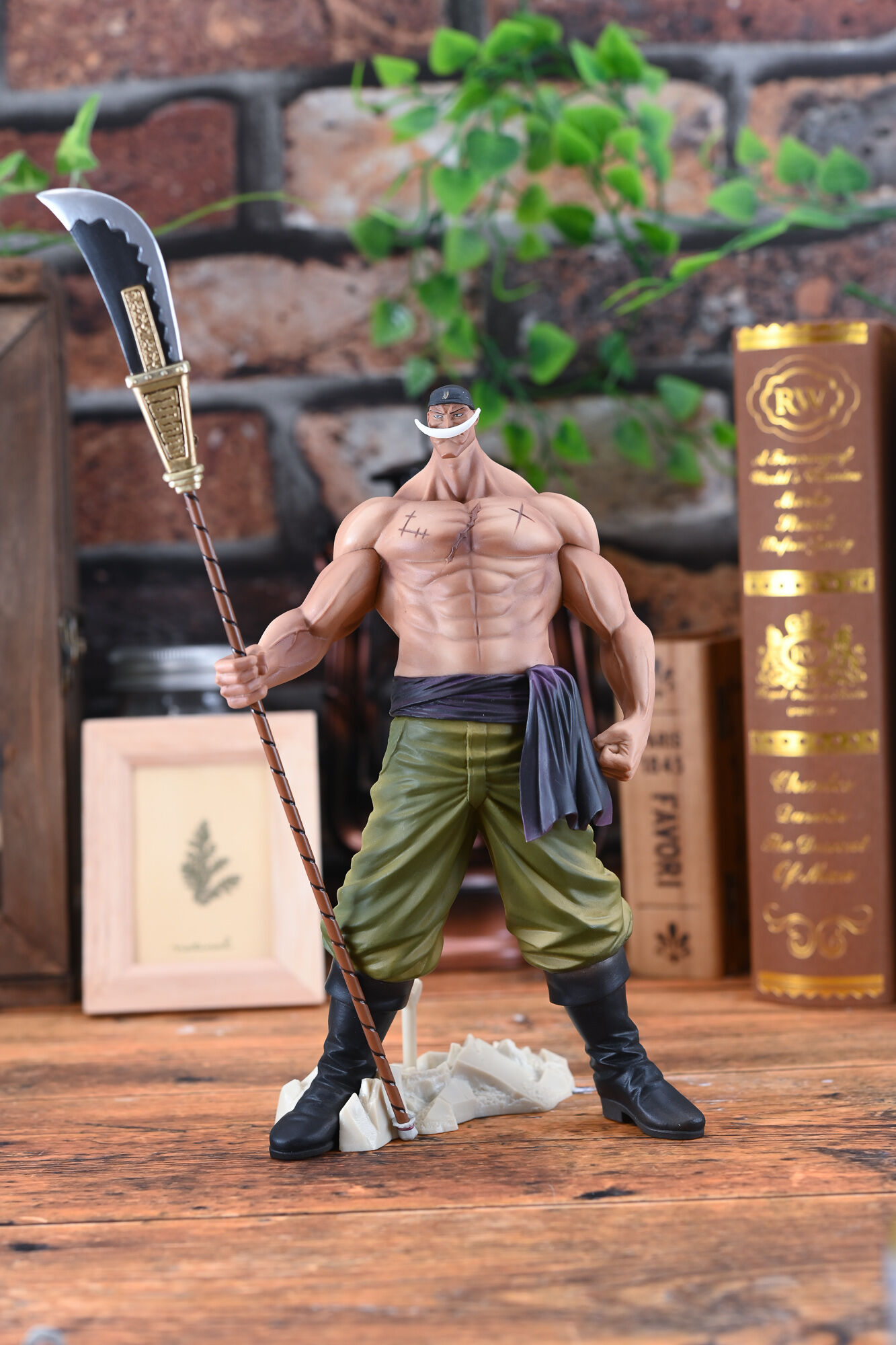 専門ショップ 白ひげ 白ひげ墓 エドワードニューゲート ワンピースフィギュアセット One Piece ワンピース Reachahand Org