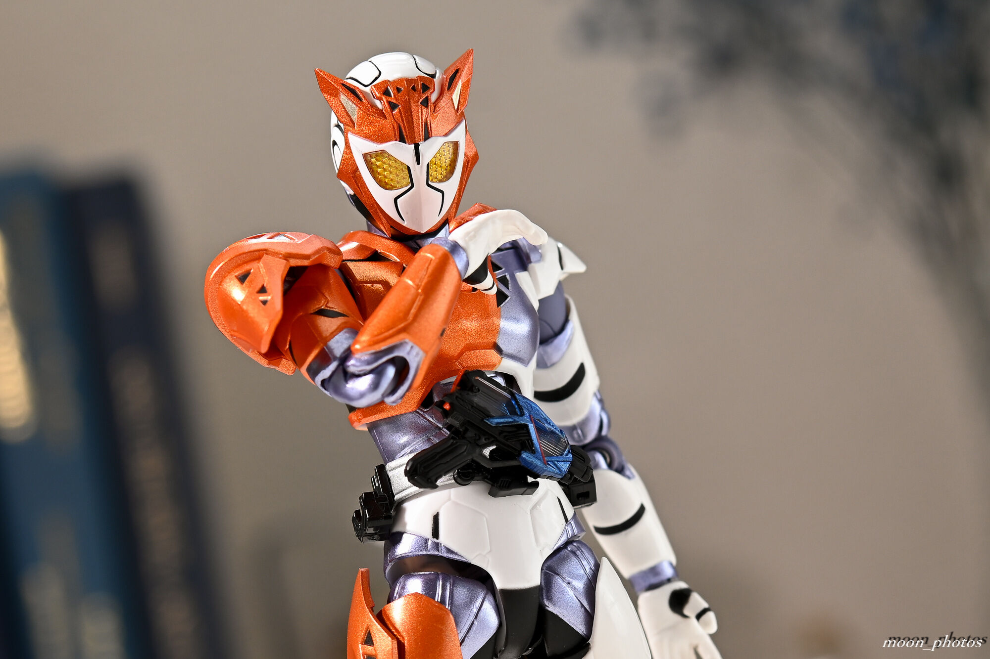 代引き手数料無料 S.H.Figuarts 仮面ライダーバルキリー ラッシング