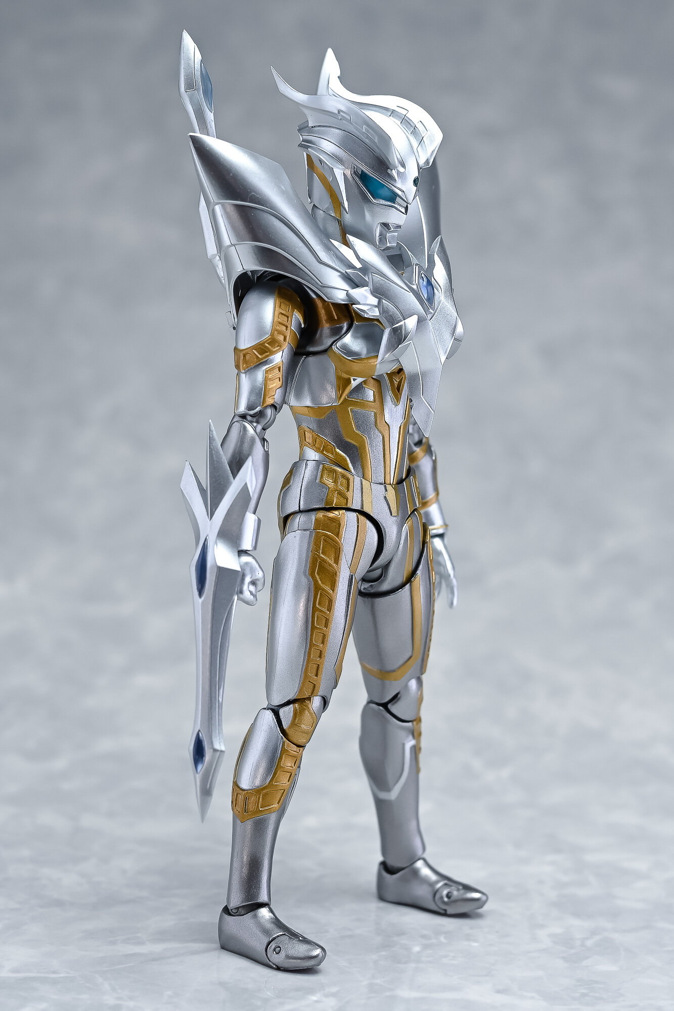 s.h.figuartsウルティメイトシャイニングゼロ S.H.Figuarts ウルティメイトシャイニングウルトラマンゼロ | 魂