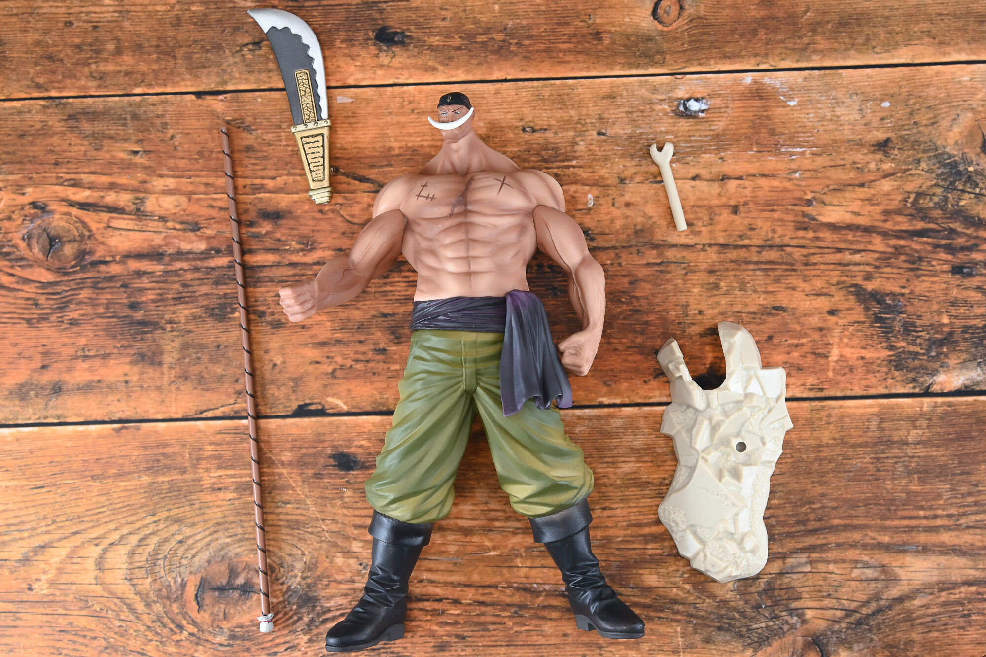フォト】ワンピース DXF THE GRANDLINE MEN SPECIAL 白ひげのお墓＆白 