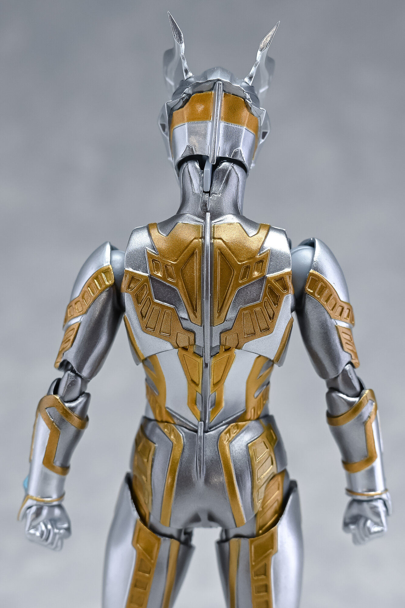 【レビュー】S.H.Figuarts ウルティメイトシャイニングウルトラマンゼロ : フィギュアフォトライフ
