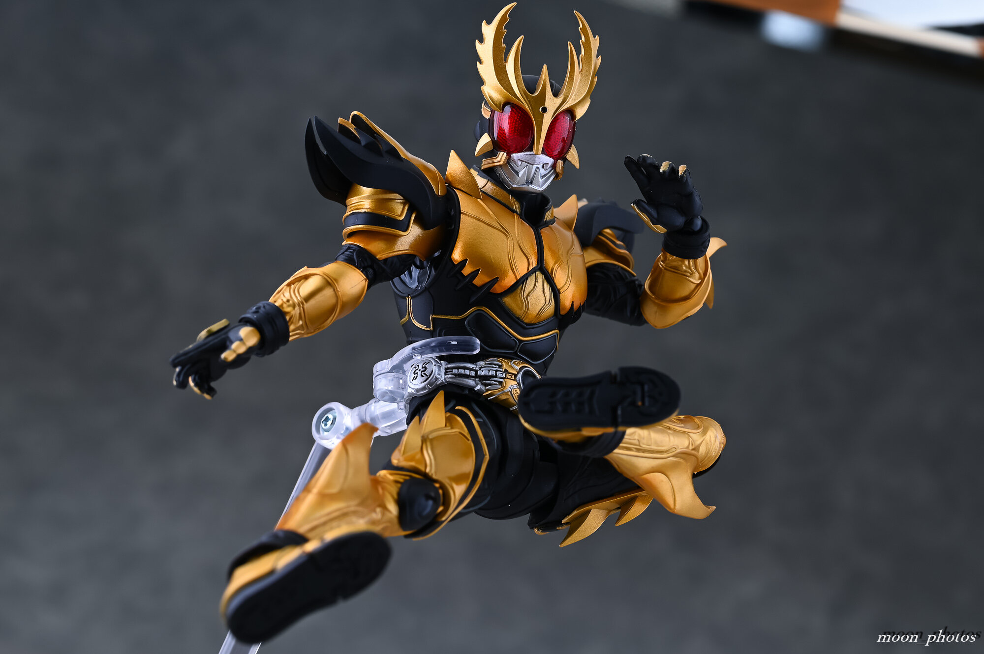 バンダイ S.H.フィギュアーツ 真骨彫製法 仮面ライダークウガ