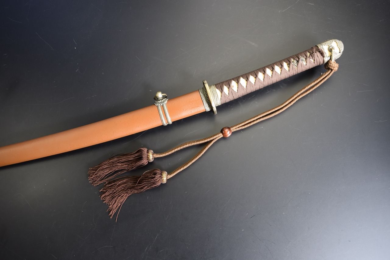 尾形刀剣 陸軍大刀 GN-3に弊社の軍刀房をつけてみました