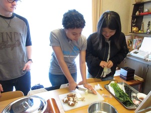 Marissa cutting rice cakes