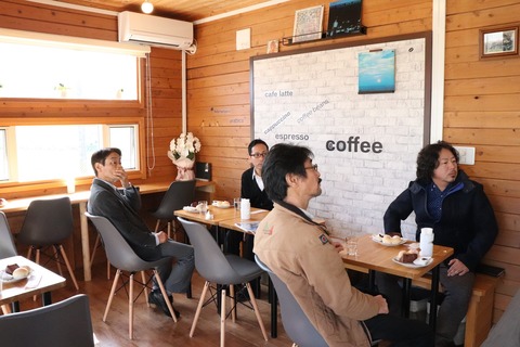 B'scafe店内20181112