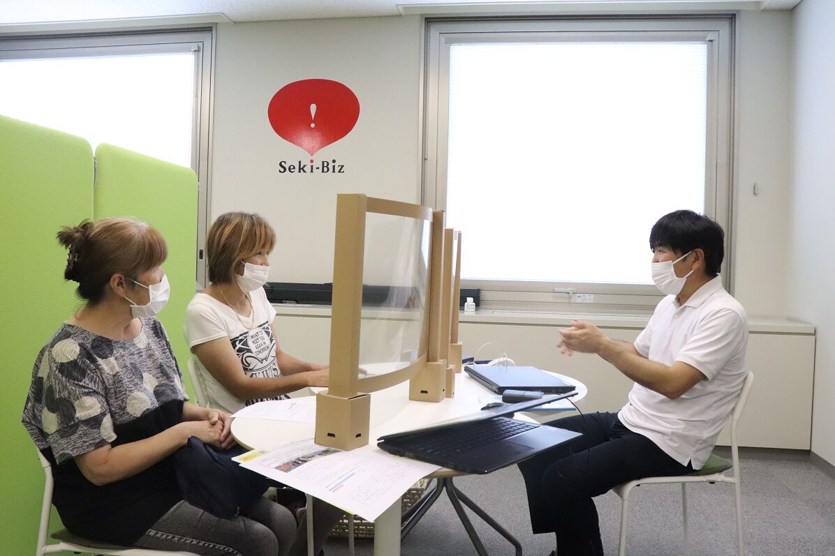 7 25 岐阜新聞掲載 関市武芸川町にドッグカフェ Cafe Mof カフェモフ オープン 関市ビジネスサポートセンター Seki Biz セキビズ の日記 7 25 岐阜新聞掲載 関市武芸川町にドッグカフェ Cafe Mof カフェモフ オープン 関市ビジネスサポートセンター Seki Biz セキビズ の日記