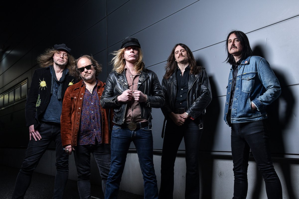 ライブレポ】THE HELLACOPTERS@豊洲PIT 2025.11.4 : Heart Of Steel