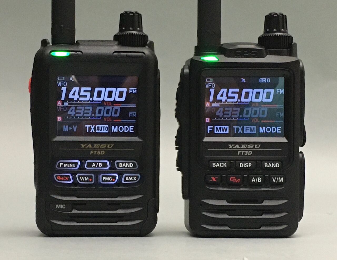 福袋特集 Tvil bid virk3八重洲無線 アマチュア無線機 FT5D C4FM対応 144 430MHz 5Wハンディー