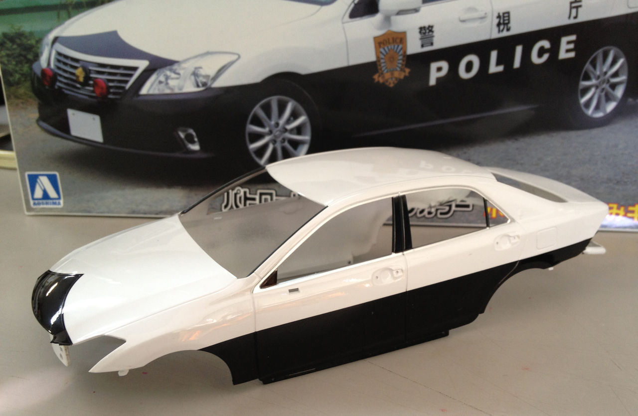 200系クラウン黒白パトカーのプラモデル : 裏 kampf我流ラジオライフ