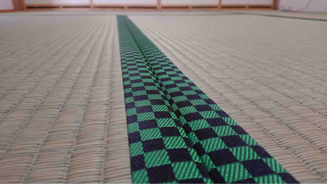 市松模様の畳縁 北海道オホーツク管内にある北見市の畳店 有 関畳店 まねきねこ大吉編集長のたたみだより たたみ ふすま 障子 網戸 内装工事のことなら地域一番店を目指している当店へ