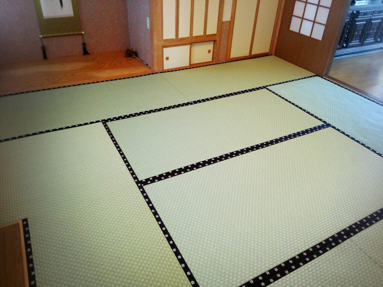 座 Tatami 施工事例 縁あり畳編 北海道オホーツク管内にある北見市の畳店 有 関畳店 まねきねこ大吉編集長のたたみだより たたみ ふすま 障子 網戸 内装工事のことなら地域一番店を目指している当店へ