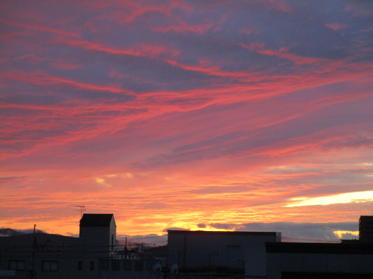 夕焼け空の幻想 コメットハンター関勉のblog 夕焼け空の幻想 コメットハンター関勉のblog