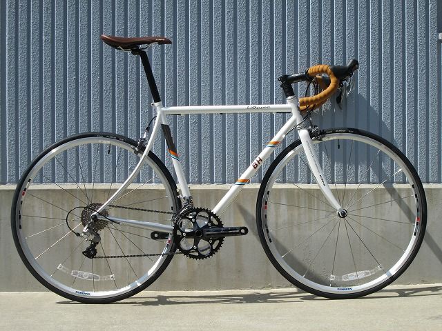 【東京近郊受渡し希望】ロードバイク BH Deseo デセオ 即乗り可能 東京近郊受渡し希望】ロードバイク BH Deseo デセオ 即乗り可能
