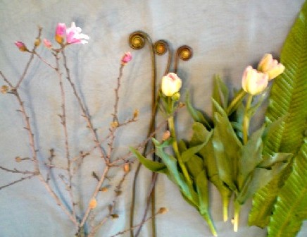 雪華と うふふ 池坊いけばな 今日のいけばなは 辛夷 こぶし