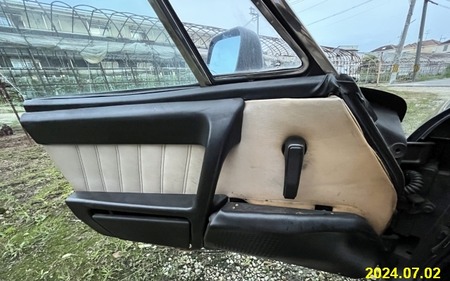 wk272b_door_inner_at_time_of_purchase