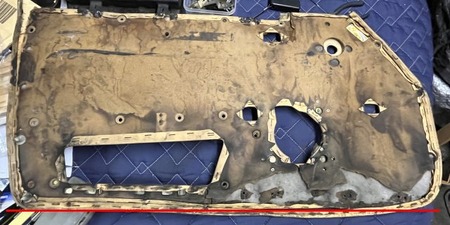 wk277_restore_door_inner_panel_R_board_deformed