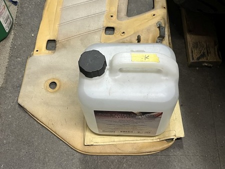 wk276_restore_door_inner_panel_R_board2_press