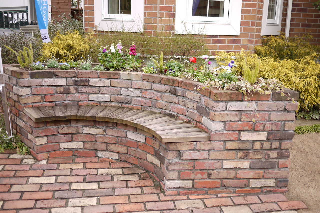 花壇のあるベンチ セルコホーム 横浜 Ko Taの成長日記