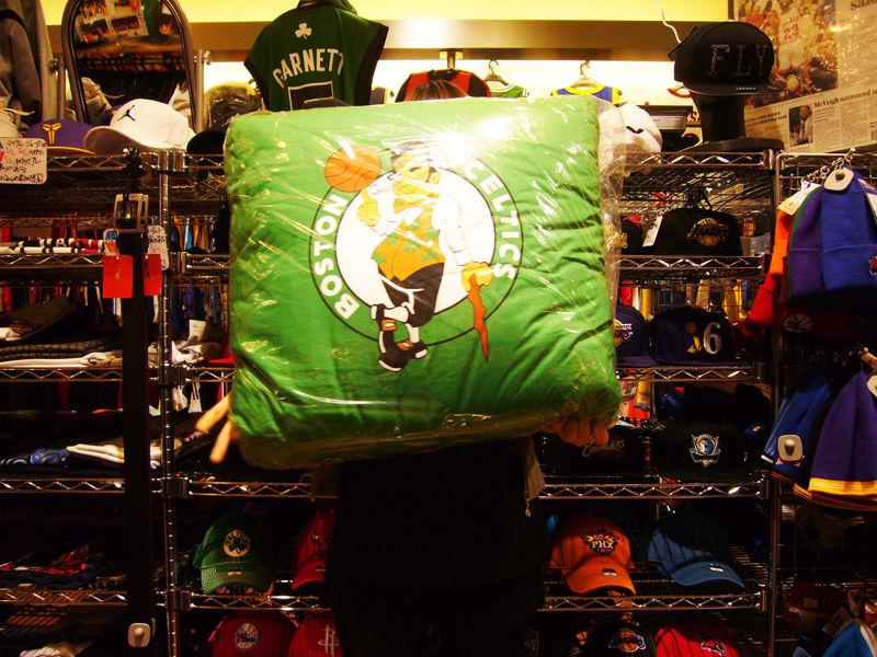 Nba バスケ クッション入荷 レイカーズ セルティックス Mlb メジャー Nba バスケ Nfl アメフト Nhl ホッケー Npb 日本プロ野球 グッズ販売 セレクション 大阪店のショップブログ Nba バスケ クッション入荷 レイカーズ セルティックス Mlb メジャー Nba バスケ Nfl アメフト Nhl ホッケー Npb 日本プロ野球 グッズ販売 セレクション 大阪店のショップブログ