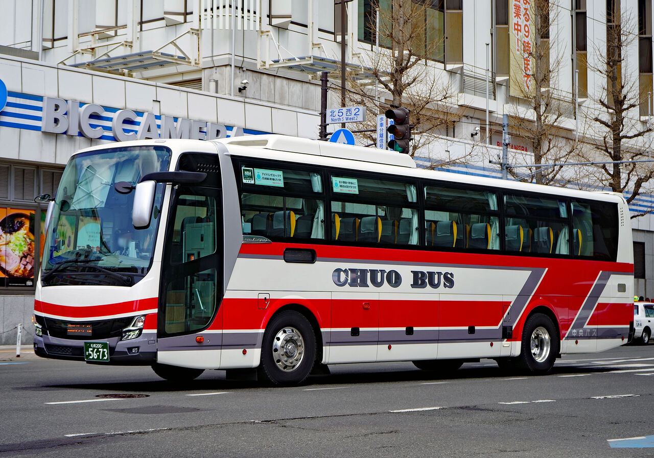 北海道中央バス 札幌200か5673 : S'ELEGA Express別館 検修詰所