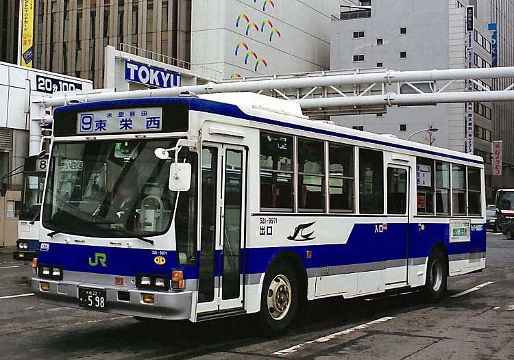 JR北海道 札幌22か598 : S'ELEGA Express別館 検修詰所